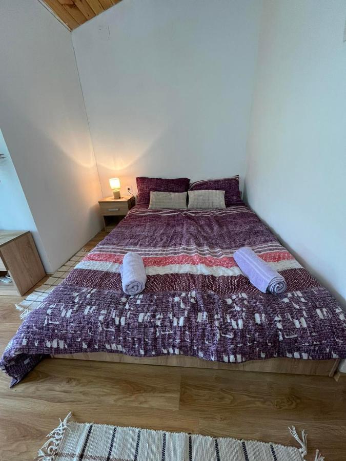 Rooms Ljubenko 카를로바츠 외부 사진